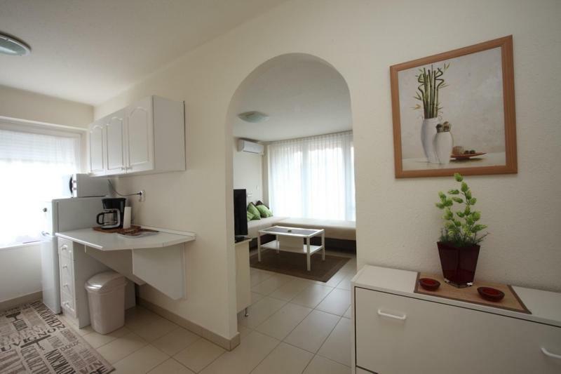 Siesta Apartmanhaz Balatonfuered Exterior foto