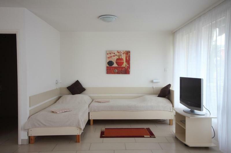 Siesta Apartmanhaz Balatonfuered Exterior foto